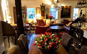 The Black Horse & More Drachten 3*